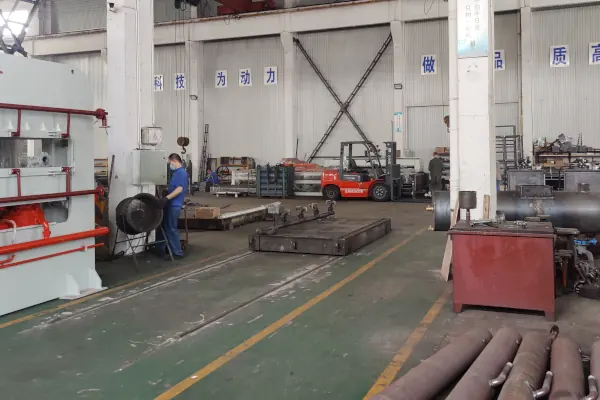 作为长期合作战略审计的一部分，在中国工厂现场检查的生产区域